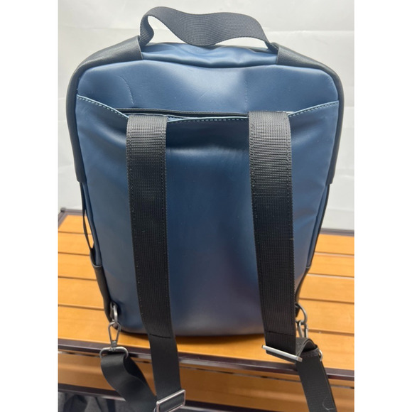 Moleskine Classic Pro Backpack Blue & black main image 9